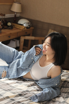 不扣钮的女孩电影